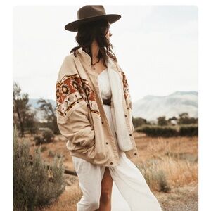 The Cream Rarebird Jacket - Women size medium